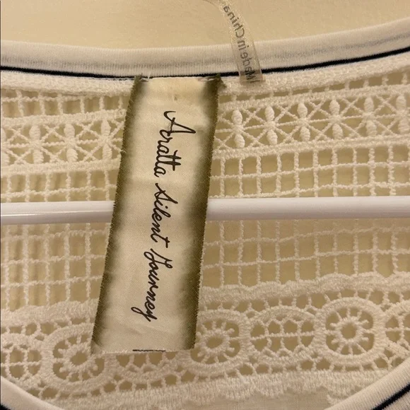 Aratta Silent Journey Embroidered Striped L/S - Picture 6 of 6